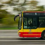Lecco, il biglietto del bus si paga con carta e smartphone