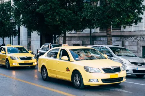 Lombardia, 2,1 milioni per nuovi taxi: contributi fino a 10mila euro