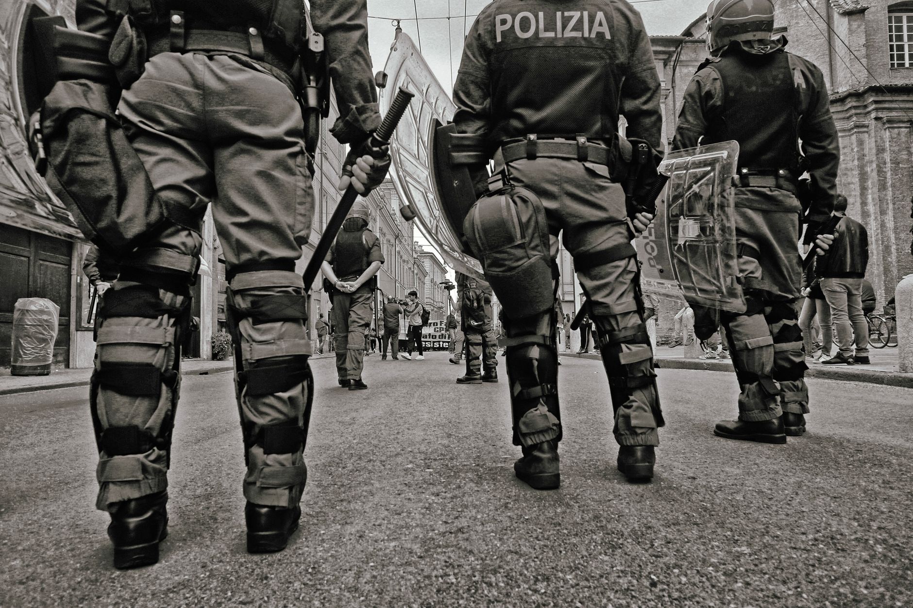 Milano, blitz sui trasporti: 10 arresti e 8.435 controllati